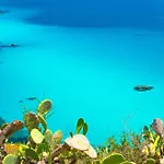 Bed and Breakfast Casa Cunaci 4*