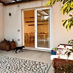 Casa Cunaci Bed and Breakfast 4*