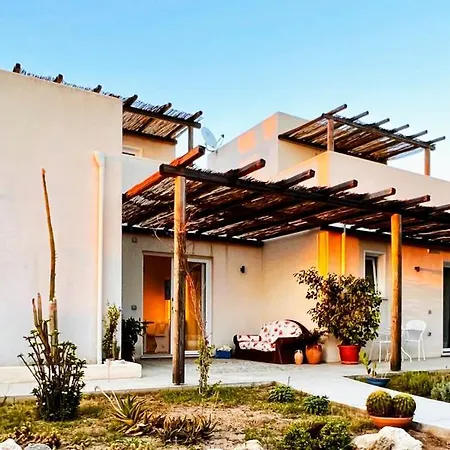 Casa Cunaci Bed & Breakfast 4*