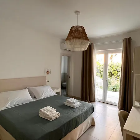 Casa Cunaci Bed & Breakfast Capo Vaticano
