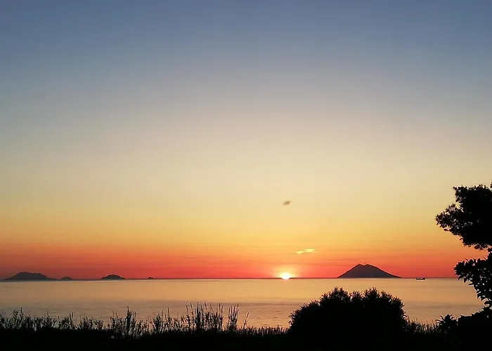 Casa Cunaci Alojamento de Acomodação e Pequeno-almoço 4*