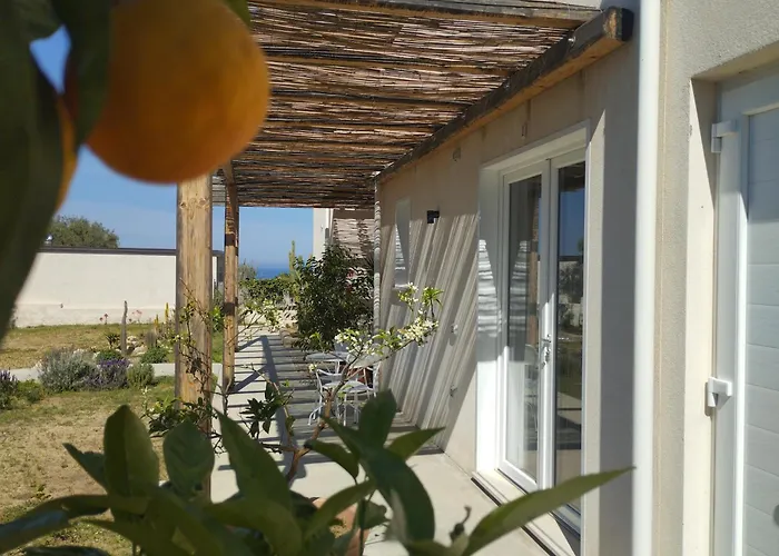 Alojamento de Acomodação e Pequeno-almoço Casa Cunaci Capo Vaticano